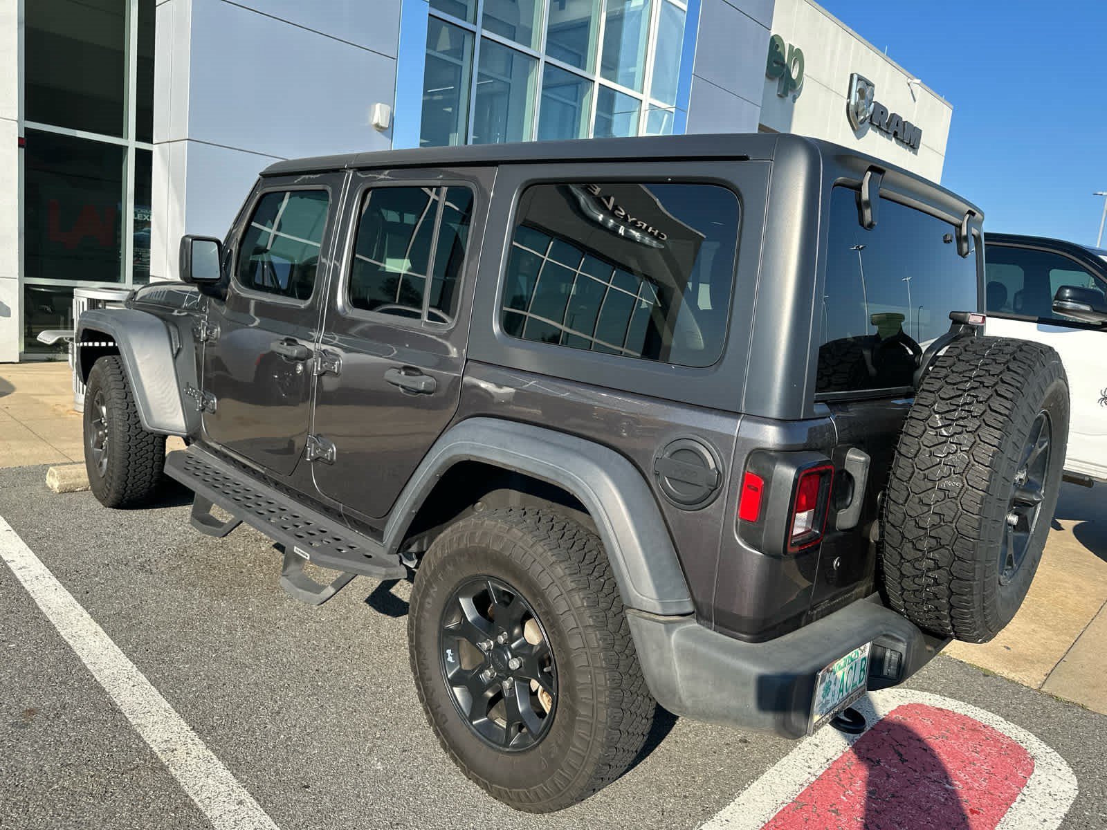 jeep wrangler unlimited 2020 1C4HJXDG9LW252475 image jeep wrangler unlimited 2020 1C4HJXDG9LW252475 image